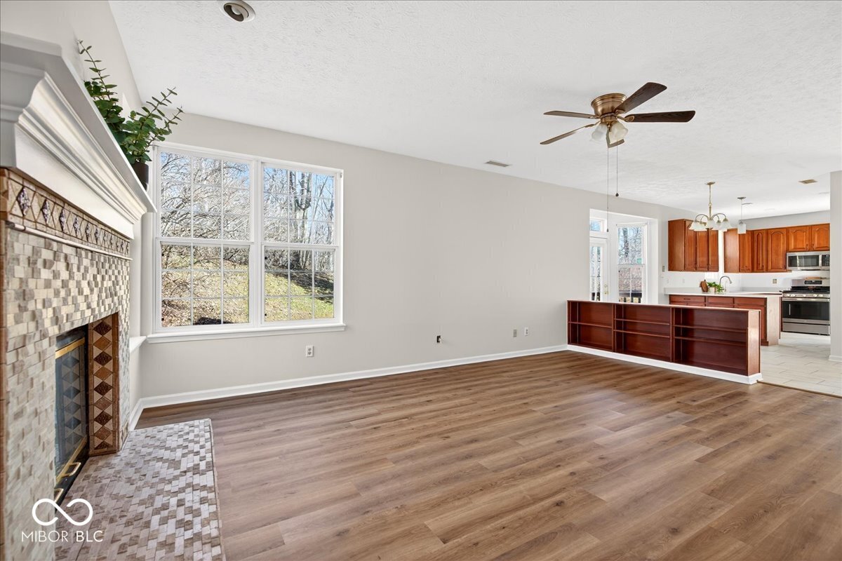 5657 Rundle Court Indianapolis, IN 46220 - Photo 4 of 36