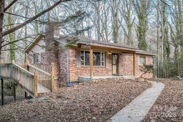 $386,000 | 433 Osborne Road, Brevard, NC 28712