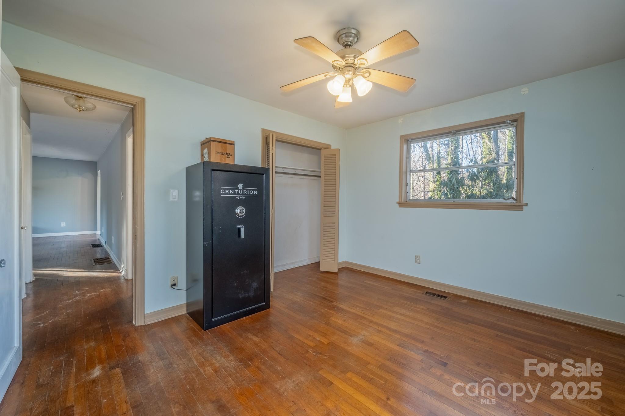 433 Osborne Road Brevard, NC 28712 - Photo 17 of 36