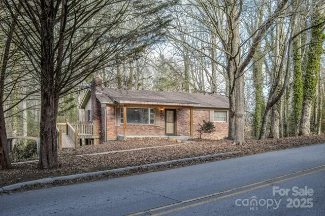 $386,000 | 433 Osborne Road, Brevard, NC 28712