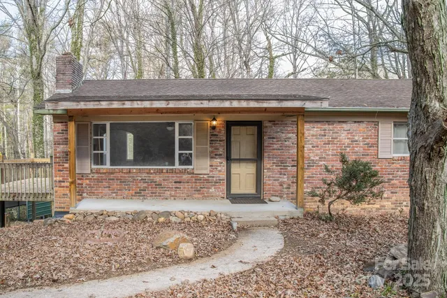 $386,000 | 433 Osborne Road, Brevard, NC 28712