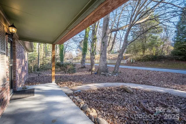 $386,000 | 433 Osborne Road, Brevard, NC 28712