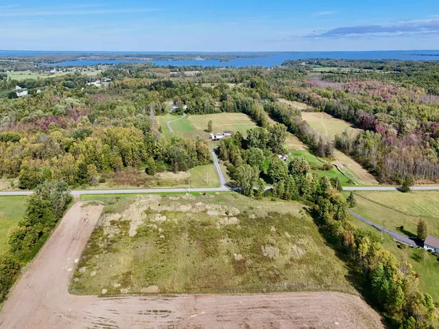 $200,000 | 16 Landon Road, South Hero, VT 05486