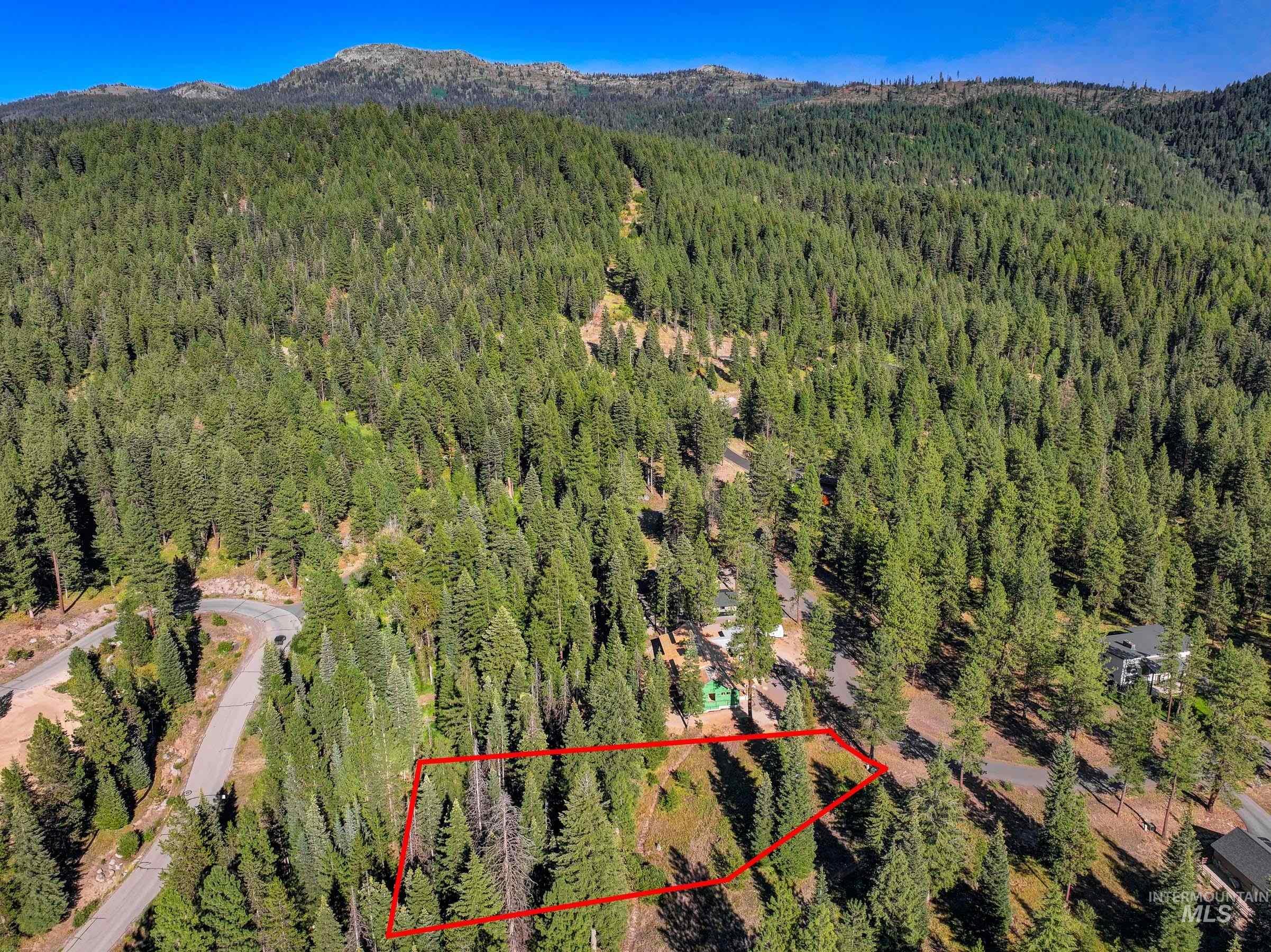 20 Vernon Court McCall, ID 83638 - Photo 10 of 30 Aerial overview of property's location featuring mountains and property parcel outlined