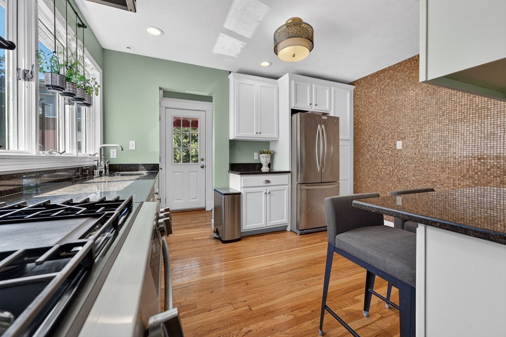23 Irvington Road, Unit 2 Somerville, MA 02144 - Photo 8 of 41