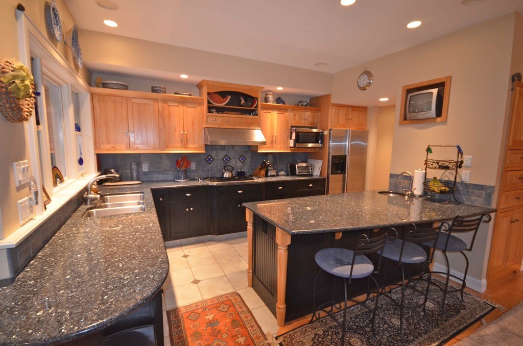 48 Amherst Road Leverett, MA 01054 - Photo 12 of 30