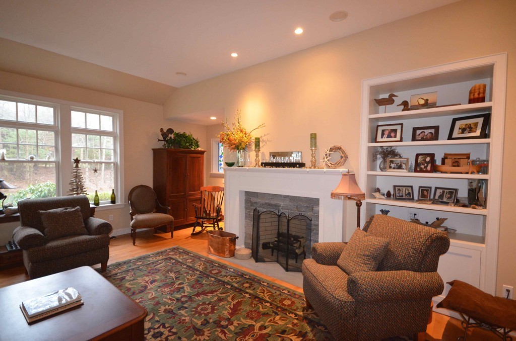 48 Amherst Road Leverett, MA 01054 - Photo 4 of 30