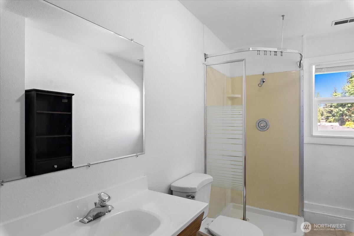2802 Northeast 23rd Place Renton, WA 98056 - Photo 24 of 26