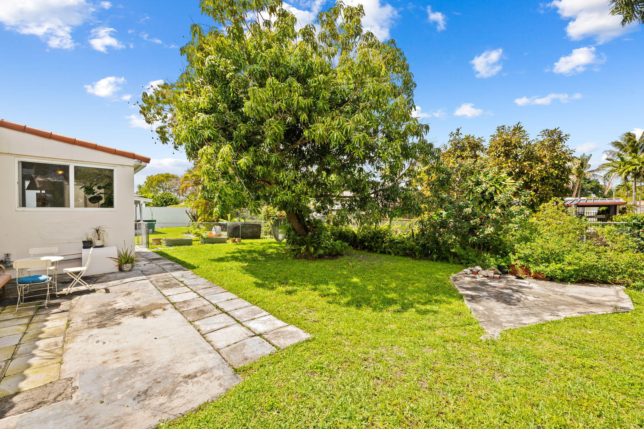 2135 Southwest 26th Street Miami, FL 33133 - Photo 24 of 26 25-web-or-mls-DSC_0902