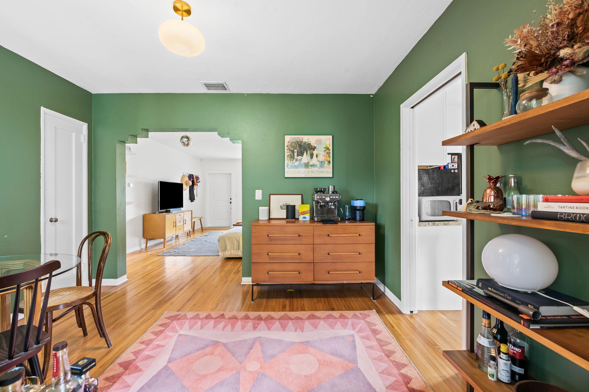 2135 Southwest 26th Street Miami, FL 33133 - Photo 5 of 26 12-web-or-mls-DSC_0837