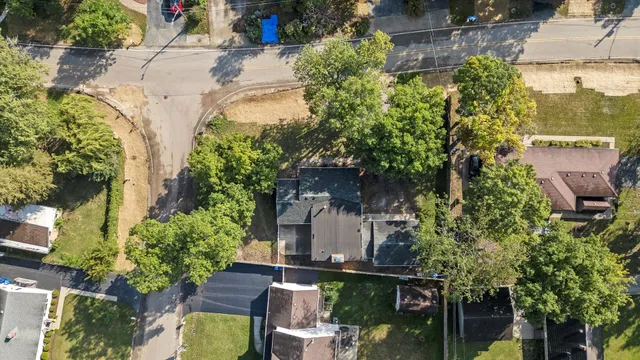 $344,900 | 33448 North Greentree Road, Grayslake, IL 60030