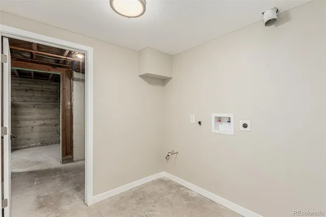 $779,000 | 8900 West 57th Avenue, Arvada, CO 80002