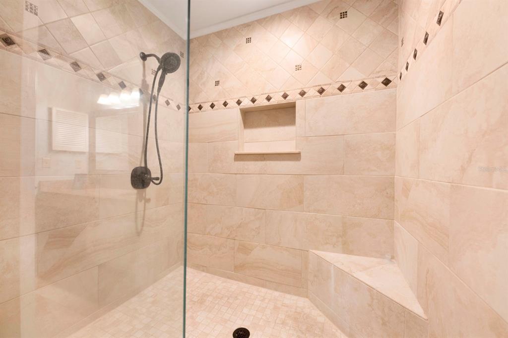 902 Southwest 51 Way Gainesville, FL 32607 - Photo 19 of 38 Gallery Image 19
