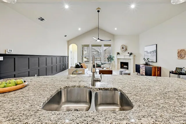 $565,000 | 940 Purple Moor Pass, Leander, TX 78641