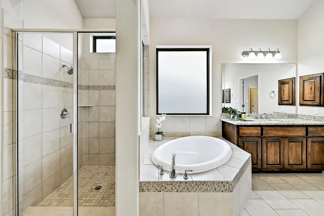 $565,000 | 940 Purple Moor Pass, Leander, TX 78641