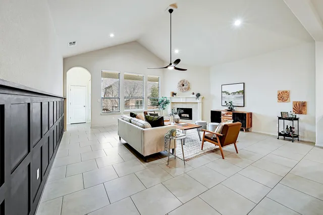 $565,000 | 940 Purple Moor Pass, Leander, TX 78641