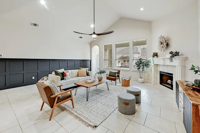 $565,000 | 940 Purple Moor Pass, Leander, TX 78641