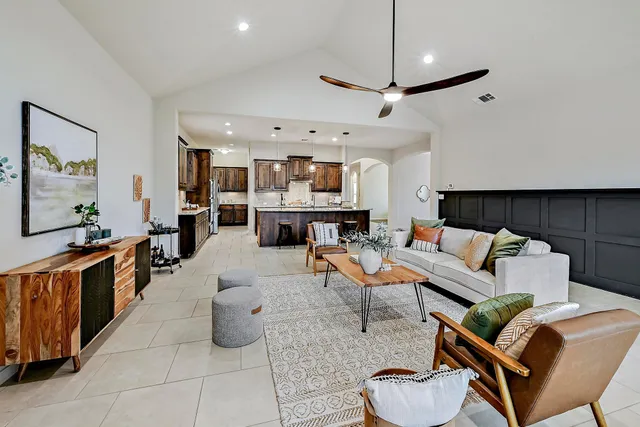 $565,000 | 940 Purple Moor Pass, Leander, TX 78641