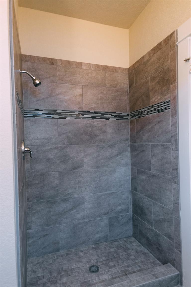 803 J Street Reedley, CA 93654 - Photo 18 of 29