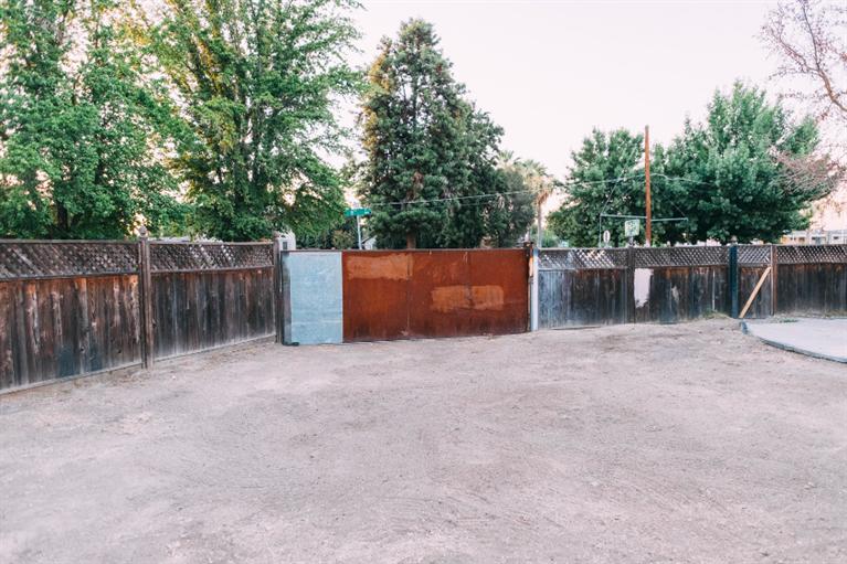 803 J Street Reedley, CA 93654 - Photo 25 of 29