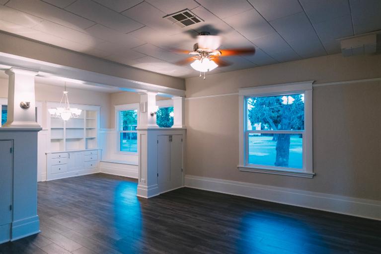 803 J Street Reedley, CA 93654 - Photo 5 of 29
