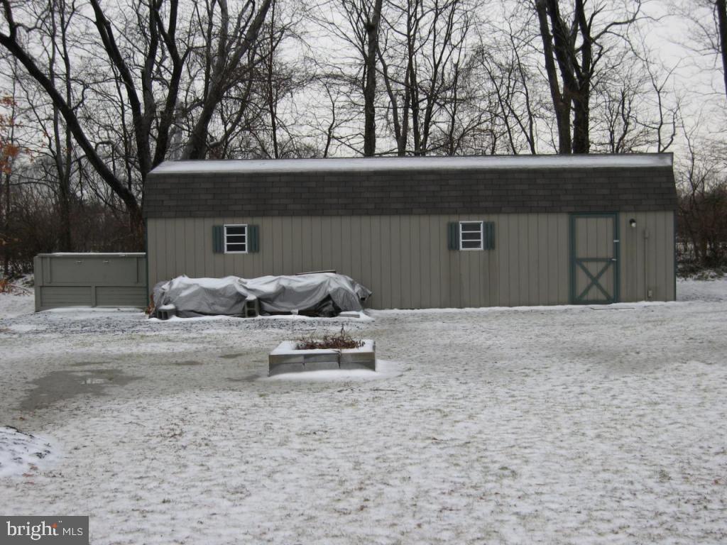1671 Depot Road Marietta, PA 17547 - Photo 18 of 25 Gallery Image 18