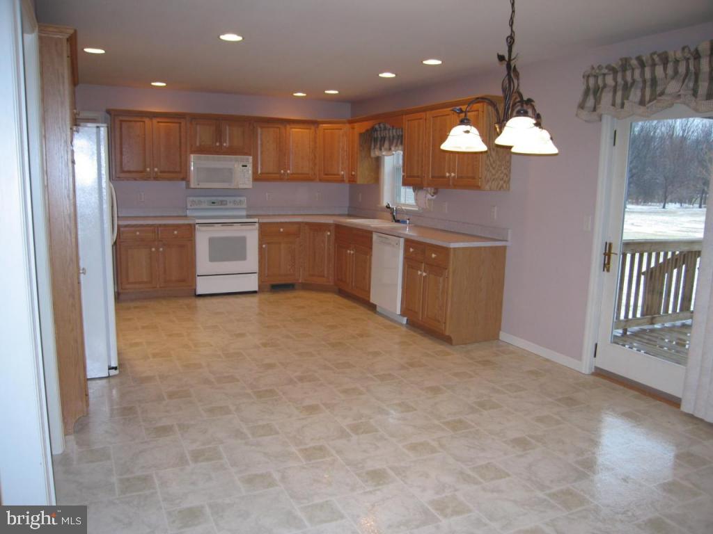 1671 Depot Road Marietta, PA 17547 - Photo 4 of 25 Gallery Image 4