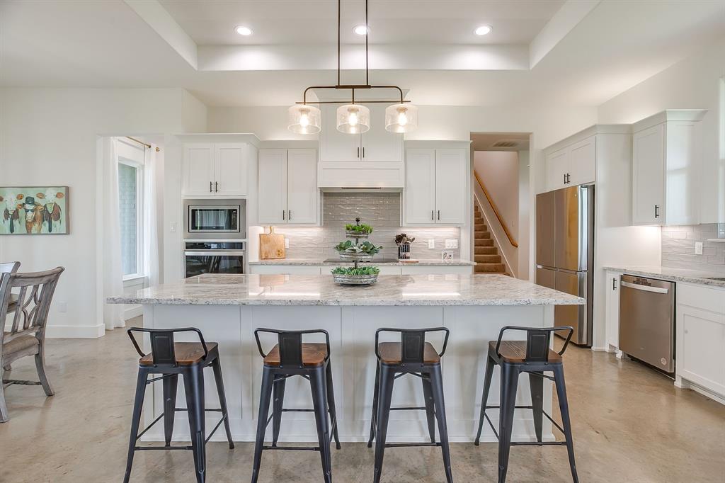 1048 Agnes Street North Springtown, TX 76082 - Photo 15 of 37