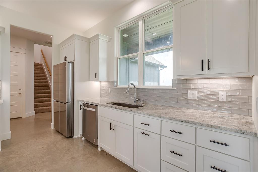 1048 Agnes Street North Springtown, TX 76082 - Photo 20 of 37