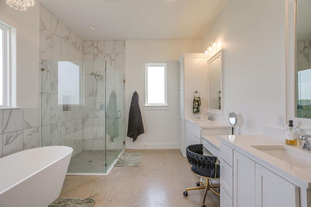 1048 Agnes Street North Springtown, TX 76082 - Photo 28 of 37