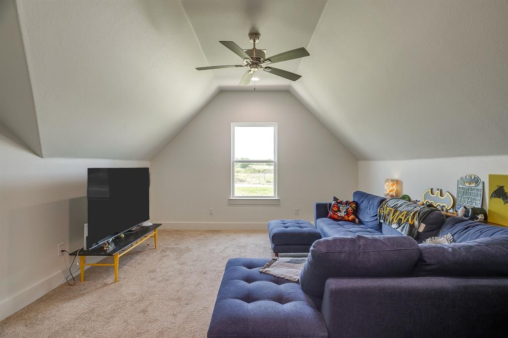 1048 Agnes Street North Springtown, TX 76082 - Photo 31 of 37