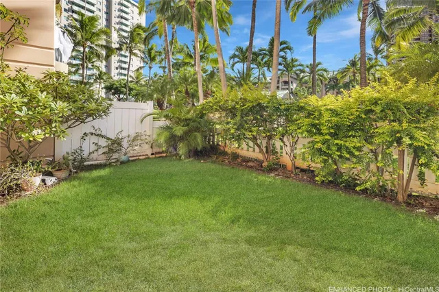 a close up view of a washer and dryer