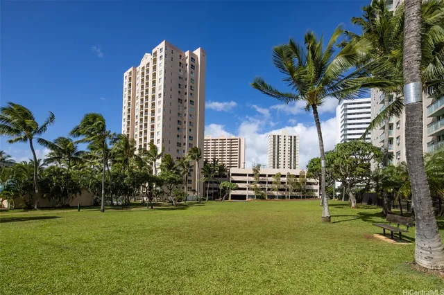 $588,000 | 3075 Ala Poha Place, Unit 110, Honolulu, HI 96818