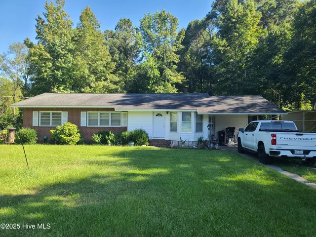 $214,900 | 255 East Pleasant Hill Road, Pink Hill, NC 28572