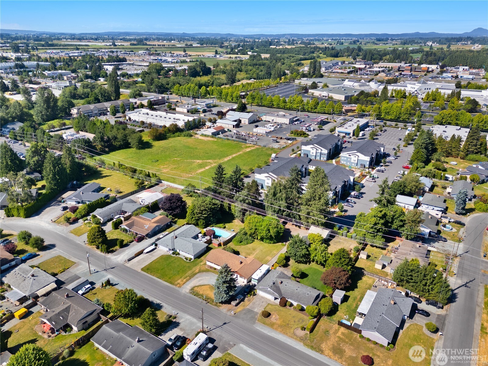 1205 South Walnut Street Burlington, WA 98233 - Photo 38 of 40 an aerial view of residential houses with outdoor space