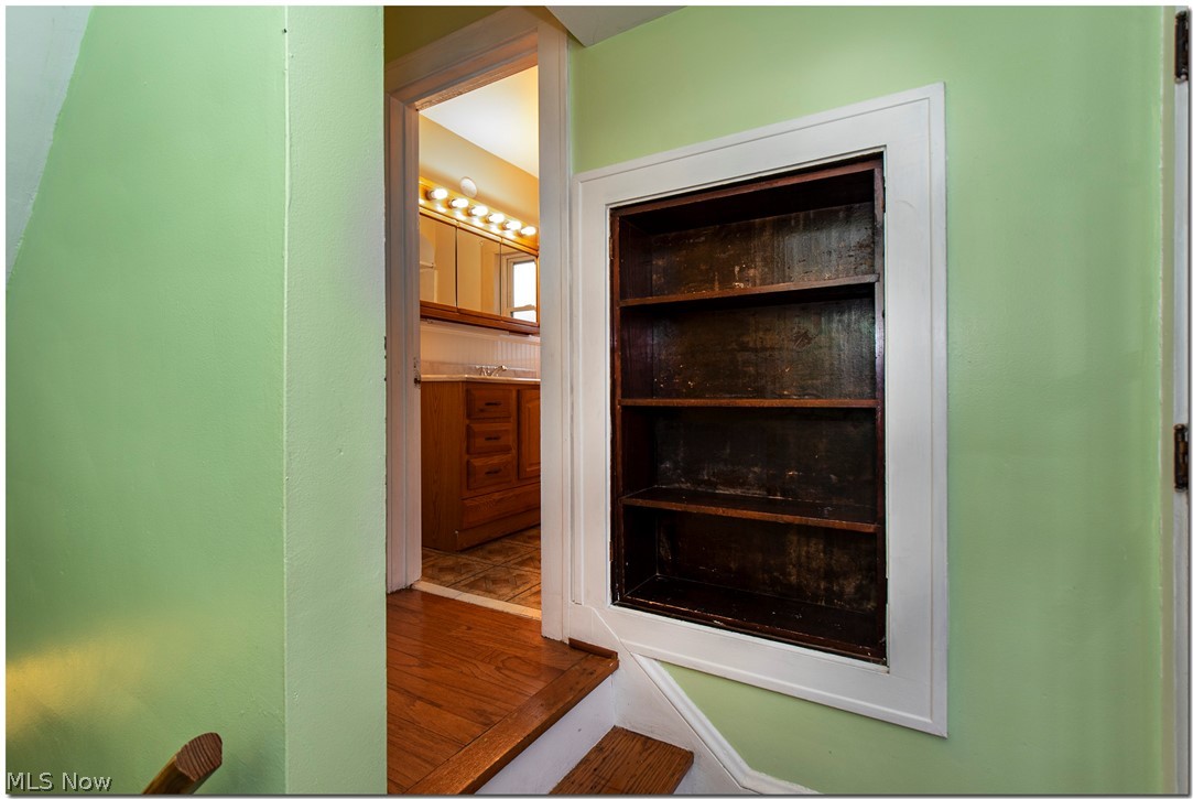 971 Pembrook Road Cleveland Heights, OH 44121 - Photo 15 of 28