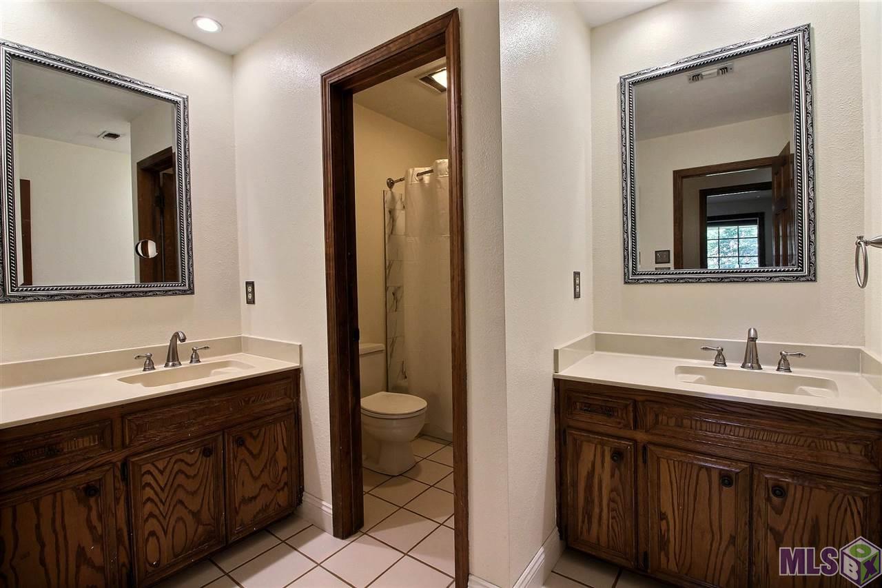 18053 Creek Hollow Road Baton Rouge, LA 70817 - Photo 35 of 47 Gallery Image 35
