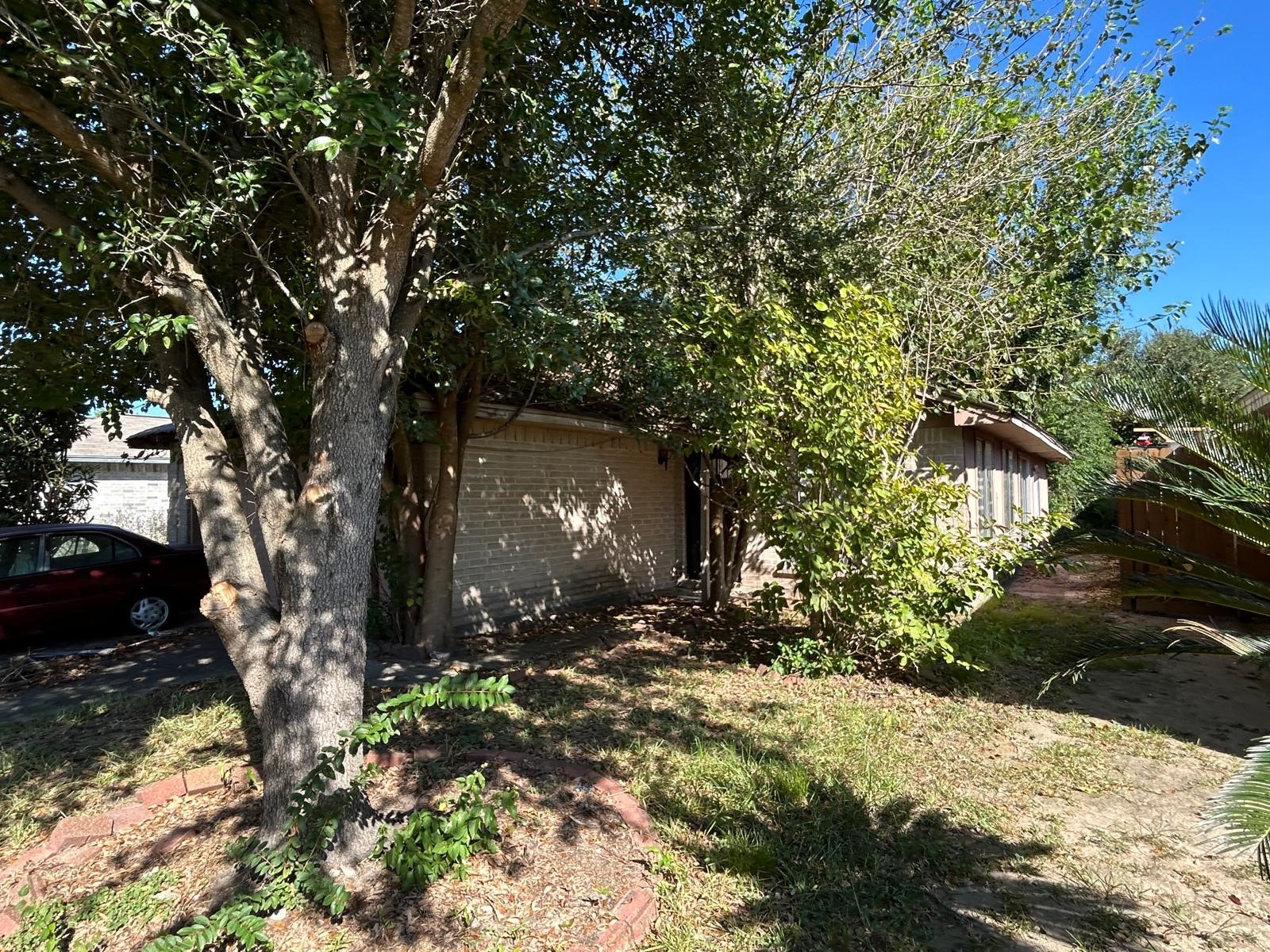 3838 Buckhurst Drive Houston, TX 77066 - Photo 2 of 21 a view of a house with a yard
