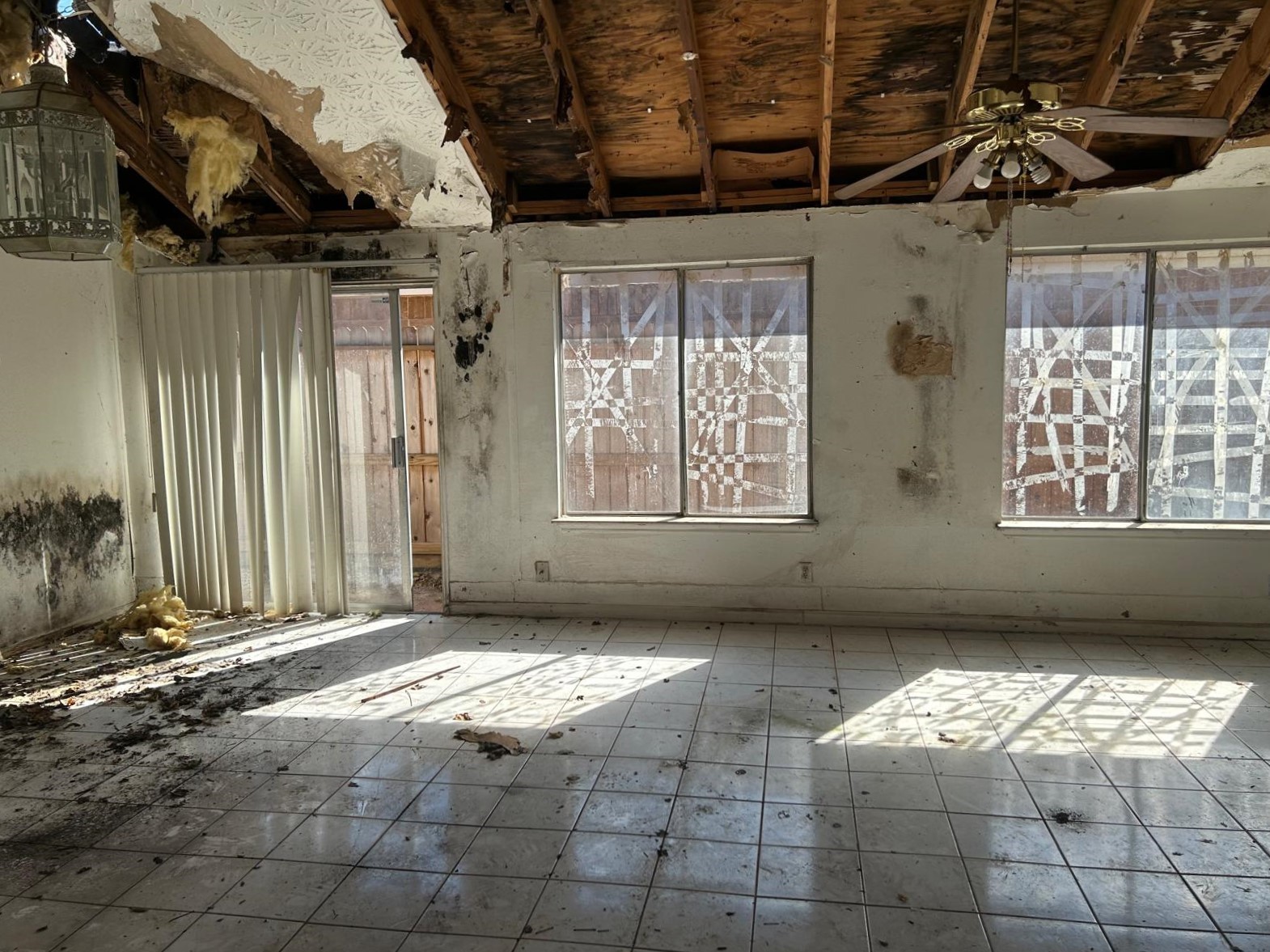 3838 Buckhurst Drive Houston, TX 77066 - Photo 5 of 21 a view of a door of the house
