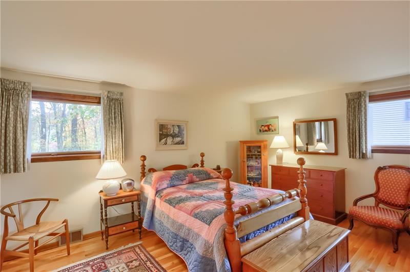 9384 Hilliard Road Pittsburgh, PA 15237 - Photo 13 of 25 Master bedroom upstairs with gorgeous hardwood floors.