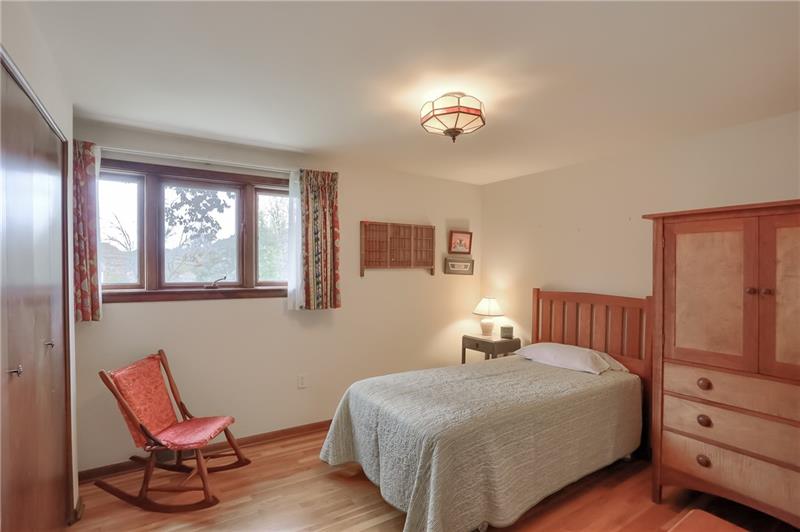 9384 Hilliard Road Pittsburgh, PA 15237 - Photo 16 of 25 Third bedroom with hardwood floors.