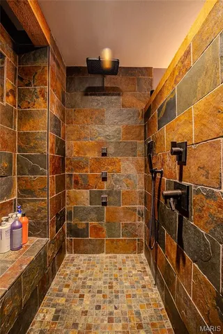 $584,000 | 532 Fairfield Valley Road, Pacific, MO 63069