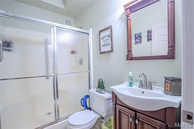 $584,000 | 532 Fairfield Valley Road, Pacific, MO 63069