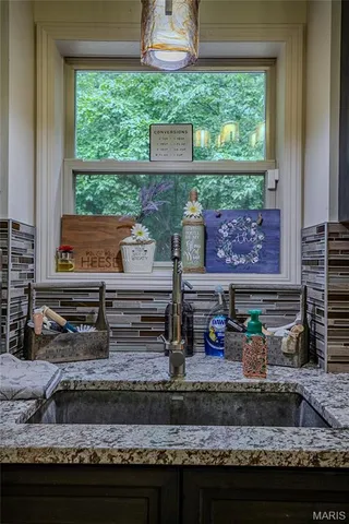 $584,000 | 532 Fairfield Valley Road, Pacific, MO 63069