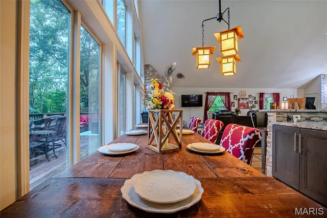 $584,000 | 532 Fairfield Valley Road, Pacific, MO 63069