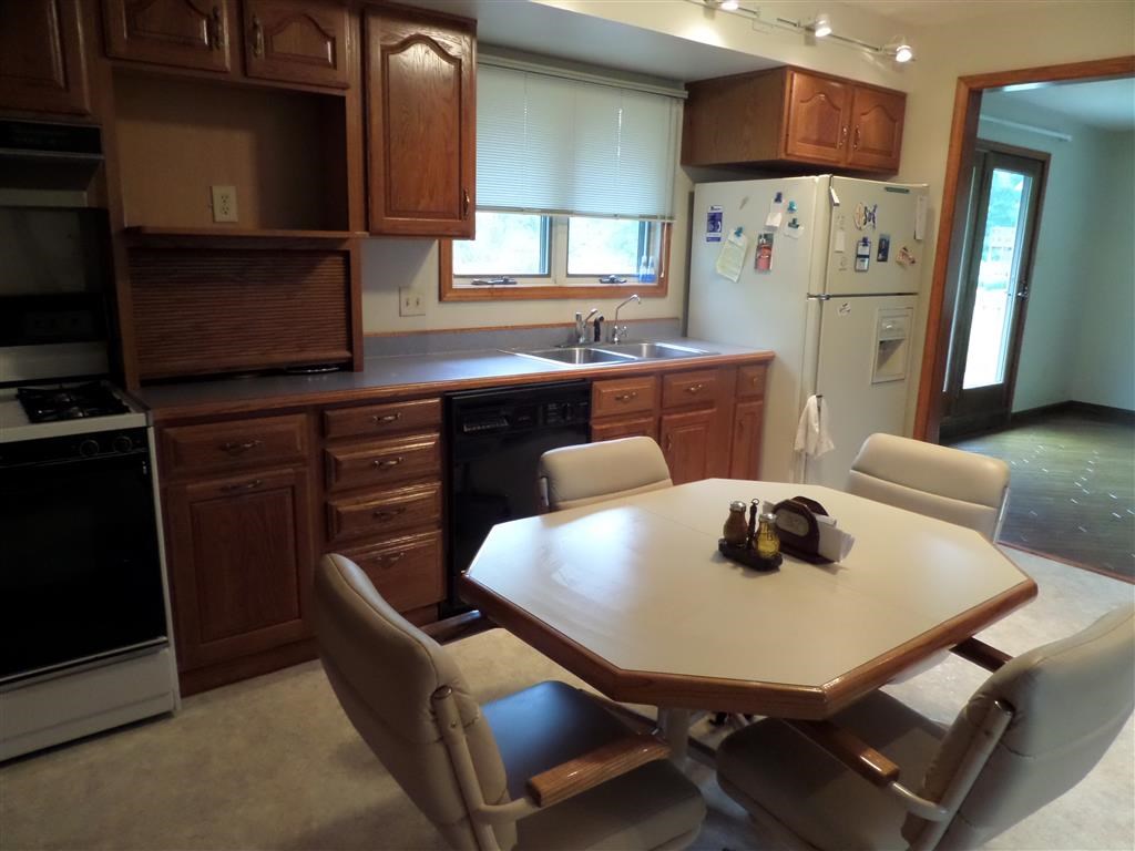 3411 North Huntington Road Marion, IN 46952 - Photo 8 of 28 Gallery Image 8
