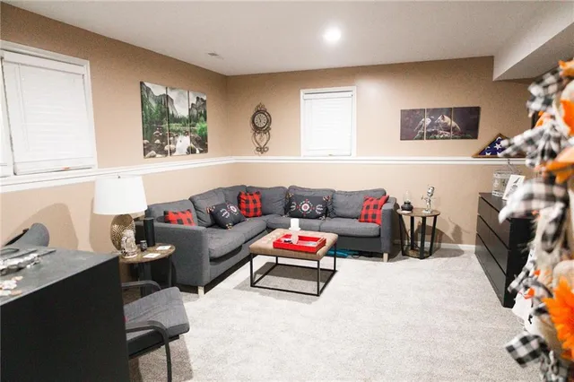 $364,900 | 1513 Northwest Weatherstone Court, Blue Springs, MO 64015