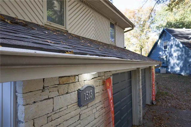 $364,900 | 1513 Northwest Weatherstone Court, Blue Springs, MO 64015