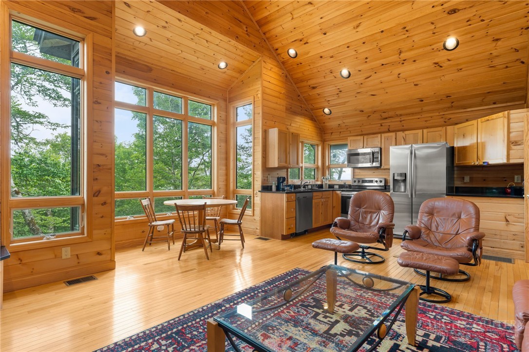 200 Summit Road Beech Mountain, NC 28604 - Photo 35 of 47