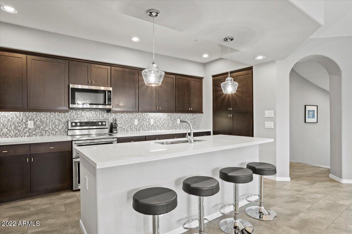 3935 East Rough Rider Road, Unit 1294 Phoenix, AZ 85050 - Photo 10 of 48 Kitchen